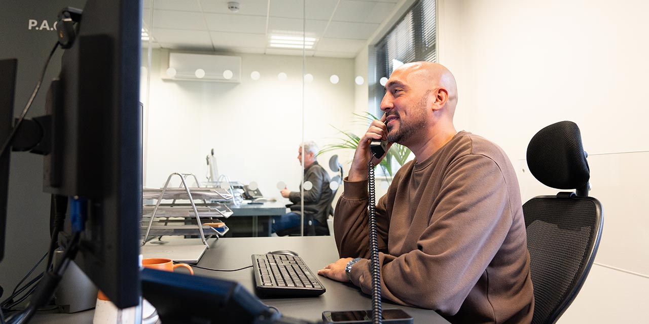 Duwayne Lake of Veco on the phone to letting agent